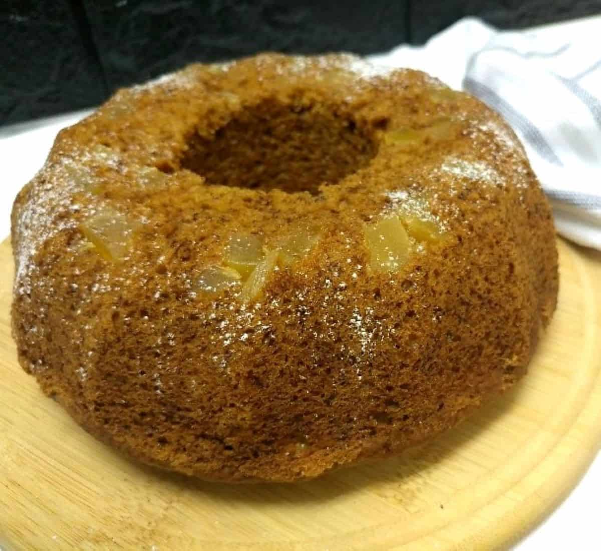 vegan banana and ginger sponge cake