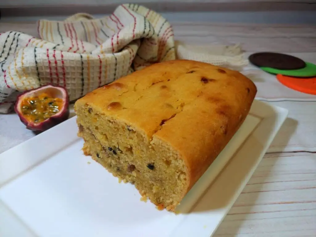 Vegan Vanilla Bean + Passionfruit Cake – Ladybird Cakes