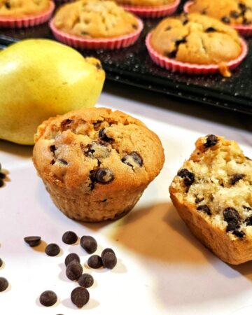 Vegan Pear Chocolate Chips Muffins Recipe